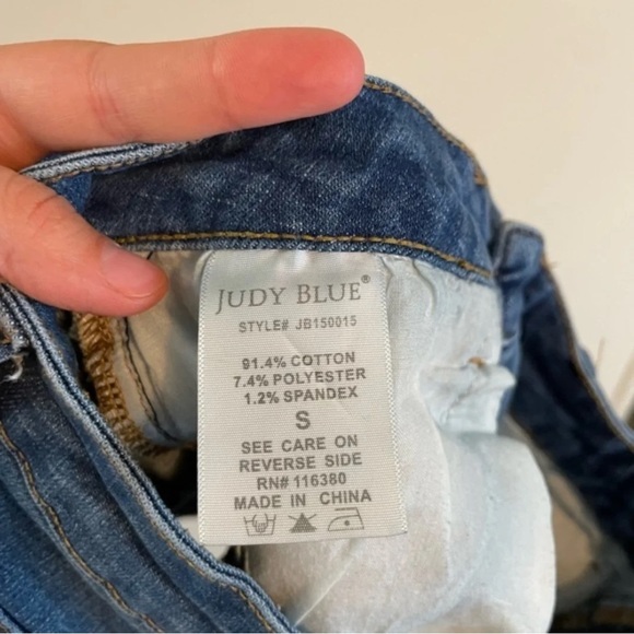 JUDY BLUE Leopard Patch High Waist Frayed Cut Off Shorts Size S - Picture 9 of 10